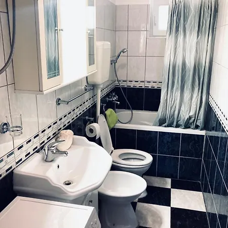 Bi De Luxe Apartment Биела Экстерьер фото