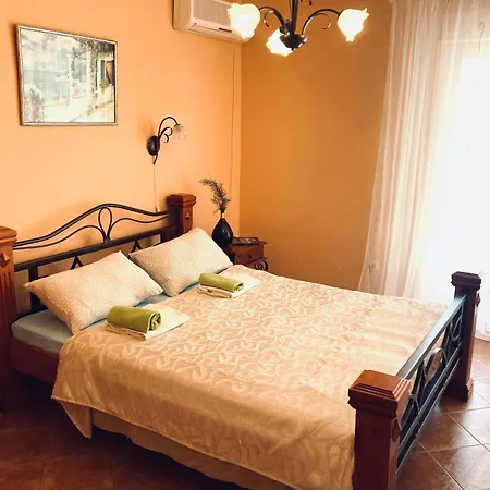 Bi De Luxe Apartment Биела Экстерьер фото