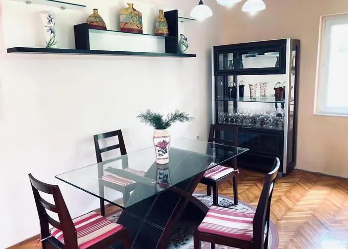 Bi De Luxe Apartment